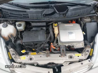 2006 Toyota Prius z VIN JTDKB20U067517414, wystawiony jako IAAI lot #42251158 z przebiegiem 233 266 mil mil oraz . Historia ofert i sprzedaży dostępna na DreamBid. Obrazek 10.