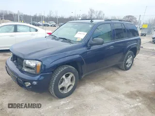 2008 Chevrolet TrailBlazer 3LT with VIN 1GNDT13S082211993, listed as a IAAI auction lot 42063734 with 250,803 mi miles and . Bid and sale history available at DreamBid. Image 2.