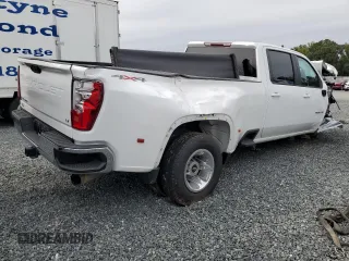 2023 Chevrolet Silverado 3500HD LT with VIN 1GC4YTEY1PF101520, listed as a Copart auction lot 71123104 with 61,875 mi miles and Clean Title. Bid and sale history available at carsss.com. Image 3.