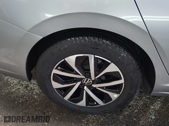 2024 Volkswagen Jetta S with VIN 3VW5M7BU6RM073190, listed as a IAAI auction lot 42844463 with 33,096 mi miles and . Bid and sale history available at DreamBid. Image 18.