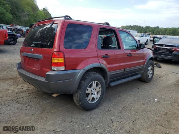 2004 Ford Escape XLT with VIN 1FMCU93184KA46160, listed as a Copart auction lot 75586163 with 172,149 mi miles and Salvage Title. Bid and sale history available at carsss.com. Image 3.