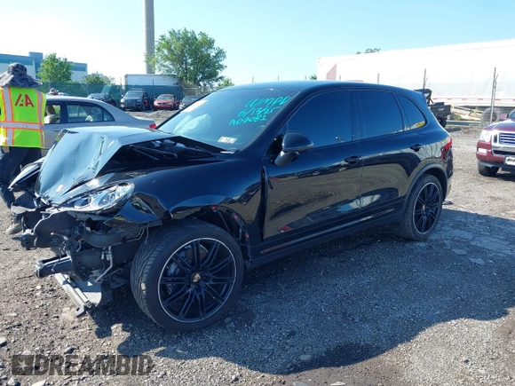 2013 Porsche Cayenne с VIN WP1AA2A21DLA02081, выставлен на аукционе IAAI как лот 42559417 с пробегом 81 413 миль миль и . История ставок и продаж доступна на DreamBid. Изображение 18.