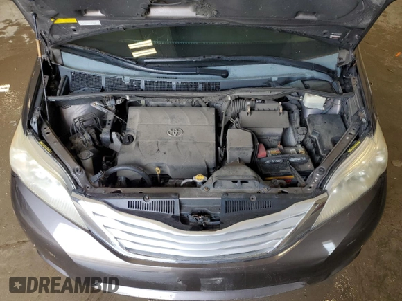 2013 Toyota Sienna XLE with VIN 5TDDK3DC7DS062614, listed as a Copart auction lot 60048005 with 230,228 mi miles and Non repairable. Bid and sale history available at DreamBid. Image 12.