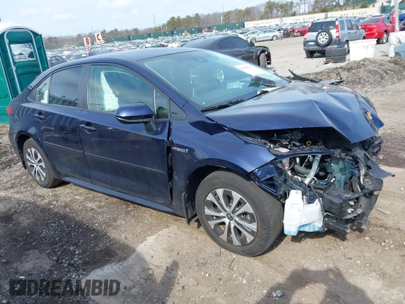 2021 Toyota Corolla Hybrid LE with VIN JTDEAMDE8MJ017192, listed as a IAAI auction lot 41669538 with 45,746 mi miles. Bid and sale history available at carsss.com. Image 1.