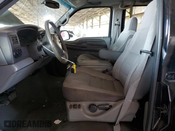 2002 Ford Excursion Special Serv with VIN 1FMNU40L72EA97811, listed as a Copart auction lot 53998115 with 190,515 mi miles and Salvage Title. Bid and sale history available at DreamBid. Image 7.