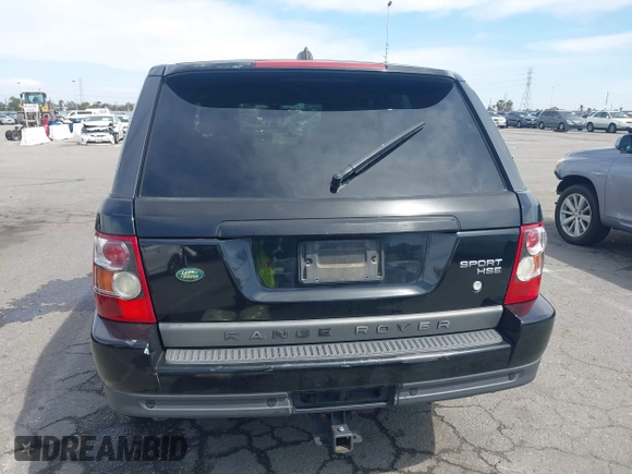 2008 Land Rover Range Rover Sport HSE with VIN SALSF25408A146556, listed as a IAAI auction lot 41935742 with 157,717 mi miles. Bid and sale history available at carsss.com. Image 17.