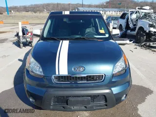 2010 Kia Soul + with VIN KNDJT2A29A7071360, listed as a IAAI auction lot 41742162 with 69,694 mi miles. Bid and sale history available at carsss.com. Image 12.