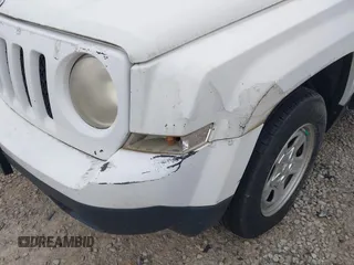 2012 Jeep Patriot Sport with VIN 1C4NJRBB4CD537389, listed as a IAAI auction lot 42462748 with 179,558 mi miles and . Bid and sale history available at DreamBid. Image 6.