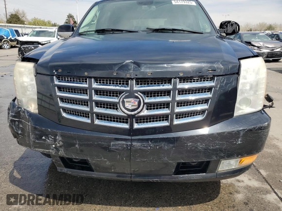 2008 Cadillac Escalade z VIN 1GYFK63888R152005, wystawiony jako Copart lot #54179325 z przebiegiem 208 059 mil mil oraz Szkody całkowita. Historia ofert i sprzedaży dostępna na DreamBid. Obrazek 5.