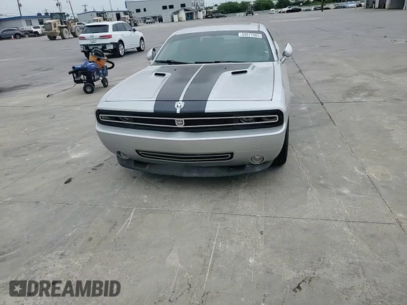 2010 Dodge Challenger SRT-8 with VIN 2B3CJ7DW4AH161290, listed as a Copart auction lot 53577565 with 41,803 mi miles and Salvage title. Bid and sale history available at DreamBid. Image 13.