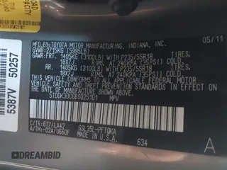 2011 Toyota Sienna XLE with VIN 5TDDK3DC6BS025101, listed as a IAAI auction lot 41473796 with 211,467 mi miles. Bid and sale history available at carsss.com. Image 9.