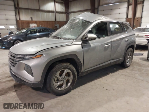 2024 Hyundai Tucson SE with VIN 5NMJACDE1RH436622, listed as a IAAI auction lot 41262494 with 7,717 mi miles. Bid and sale history available at carsss.com. Image 2.