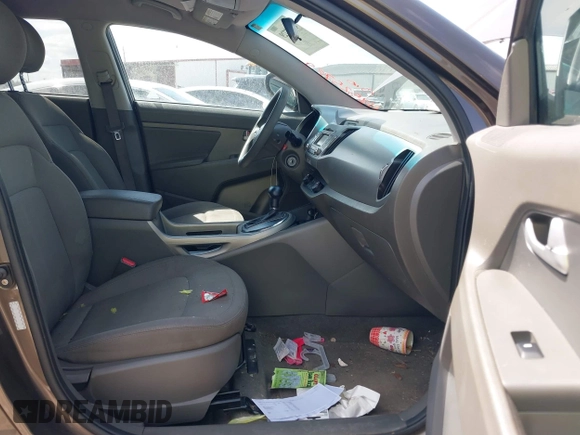 2013 Kia Sportage LX with VIN KNDPB3A24D7416706, listed as a IAAI auction lot 42525729 with 166,798 mi miles and . Bid and sale history available at DreamBid. Image 5.