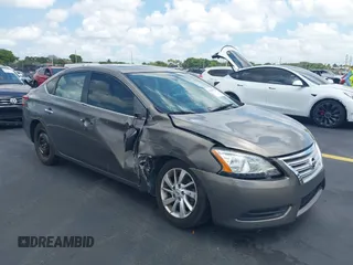 2015 Nissan Sentra SL z VIN 3N1AB7AP5FY341589, wystawiony jako IAAI lot #42204774 z przebiegiem 124 464 mil mil oraz . Historia ofert i sprzedaży dostępna na DreamBid. Obrazek 1.