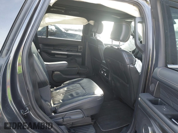 2022 Ford Expedition Platinum with VIN 1FMJU1MT4NEA00365, listed as a IAAI auction lot 41125340 with 60,080 mi miles. Bid and sale history available at carsss.com. Image 8.