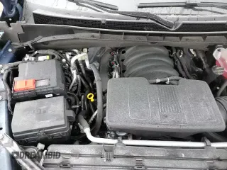 2025 GMC Yukon Denali z VIN 1GKS2DRL1SR247179, wystawiony jako Copart lot #71278315 z przebiegiem 7 230 mil mil oraz Szkoda całkowita • Salvage title. Historia ofert i sprzedaży dostępna na DreamBid. Obrazek 14.