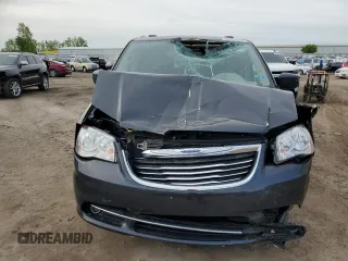 2014 Chrysler Town & Country Touring z VIN 2C4RC1BG8ER316628, wystawiony jako Copart lot #58414065 z przebiegiem 180 084 mil mil oraz Szkoda całkowita • Salvage title. Historia ofert i sprzedaży dostępna na DreamBid. Obrazek 5.