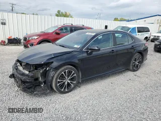 2020 Toyota Camry SE z VIN 4T1G11AK5LU349374, wystawiony jako Copart lot #56629885 z przebiegiem 62 070 mil mil oraz Szkoda całkowita • Salvage title. Historia ofert i sprzedaży dostępna na DreamBid. Obrazek 1.