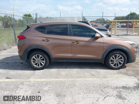 2016 Hyundai Tucson SE z VIN KM8J23A4XGU180300, wystawiony jako IAAI lot #42123067 z przebiegiem 123 804 mil mil oraz . Historia ofert i sprzedaży dostępna na DreamBid. Obrazek 13.
