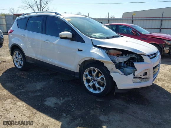 2015 Ford Escape Titanium with VIN 1FMCU0J92FUA61460, listed as a IAAI auction lot 41830515 with 168,793 mi miles. Bid and sale history available at carsss.com. Image 1.