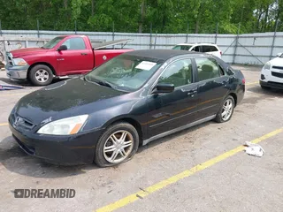 2005 Honda Accord LX z VIN 1HGCM66315A070938, wystawiony jako IAAI lot #42357049 z przebiegiem 173 243 mil mil oraz . Historia ofert i sprzedaży dostępna na DreamBid. Obrazek 2.
