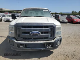 2011 Ford F-250 XL z VIN 1FT7W2A67BEB45778, wystawiony jako Copart lot #58747385 z przebiegiem 78 212 mil mil oraz Czysty tytuł • Clean title. Historia ofert i sprzedaży dostępna na DreamBid. Obrazek 5.