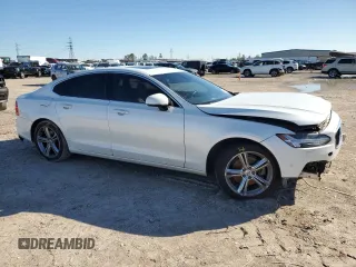 2017 Volvo S90 Momentum z VIN YV1102AK1H1006969, wystawiony jako Copart lot #41661235 z przebiegiem 131 560 mil mil oraz Szkody całkowita. Historia ofert i sprzedaży dostępna na DreamBid. Obrazek 4.