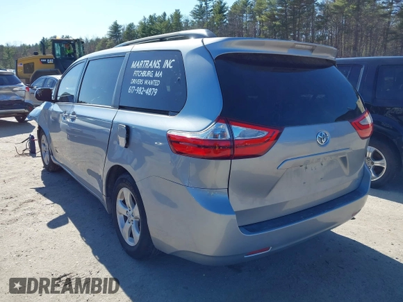 2016 Toyota Sienna LE AAS with VIN 5TDKK3DC6GS711315, listed as a IAAI auction lot 41958420 with 175,413 mi miles. Bid and sale history available at carsss.com. Image 3.