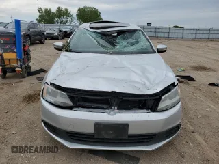 2011 Volkswagen Jetta TDI с VIN 3VWLL7AJ4BM084843, выставлен на аукционе Copart как лот 58180235 с пробегом 172 674 миль миль и Списание • Salvage title. История ставок и продаж доступна на DreamBid. Изображение 5.