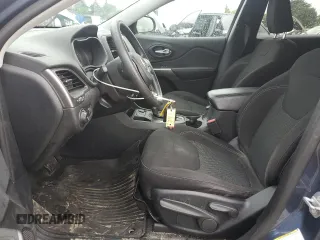 2019 Jeep Cherokee Latitude with VIN 1C4PJLCB9KD412004, listed as a Copart auction lot 61642015 with 121,336 mi miles and Salvage title. Bid and sale history available at DreamBid. Image 7.
