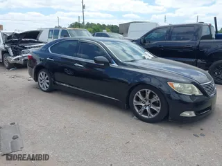 2007 Lexus LS 460 with VIN JTHBL46F675050626, listed as a IAAI auction lot 42027698 with 166,255 mi miles. Bid and sale history available at carsss.com. Image 1.