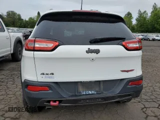 2014 Jeep Cherokee Trailhawk with VIN 1C4PJMBS8EW156633, listed as a Copart auction lot 58197675 with 133,029 mi miles and Clean title. Bid and sale history available at DreamBid. Image 6.