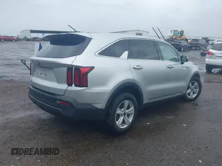 2021 Kia Sorento LX with VIN 5XYRG4LC7MG021606, listed as a IAAI auction lot 39290637 with 67,949 mi miles and . Bid and sale history available at DreamBid. Image 4.