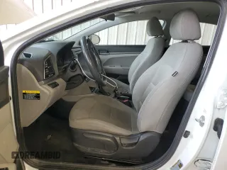 2017 Hyundai Elantra SE z VIN 5NPD74LFXHH201083, wystawiony jako Copart lot #58421435 z przebiegiem 174 744 mil mil oraz Szkoda całkowita • Salvage title. Historia ofert i sprzedaży dostępna na DreamBid. Obrazek 7.