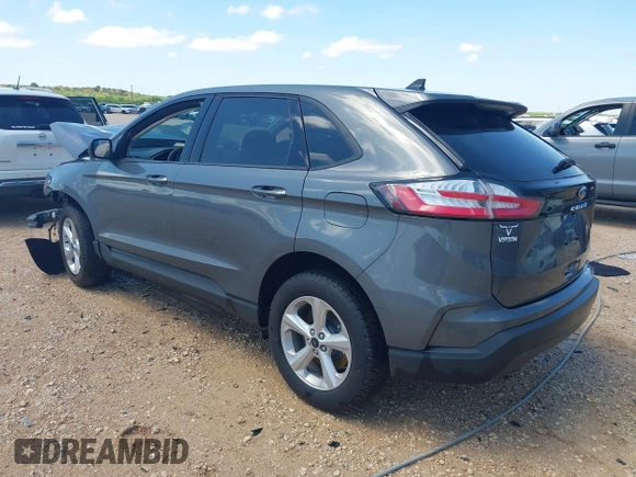 2024 Ford Edge SE z VIN 2FMPK4G99RBB18608, wystawiony jako IAAI lot #42430244 z przebiegiem Nie podano mil oraz . Historia ofert i sprzedaży dostępna na DreamBid. Obrazek 3.