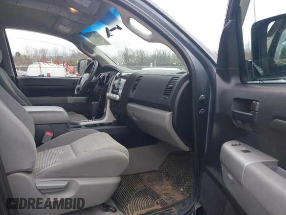 2008 Toyota Tundra z VIN 5TBBV54108S500025, wystawiony jako IAAI lot #41811354 z przebiegiem 131 142 mil mil oraz . Historia ofert i sprzedaży dostępna na DreamBid. Obrazek 5.
