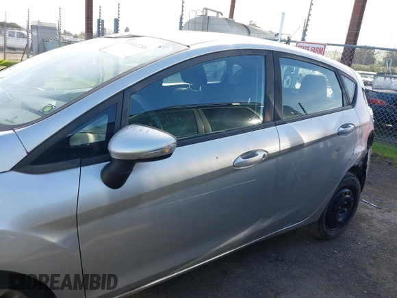 2011 Ford Fiesta SES with VIN 3FADP4FJ1BM149138, listed as a IAAI auction lot 41612288 with 131,798 mi miles. Bid and sale history available at carsss.com. Image 14.