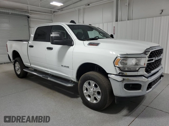 2024 Ram 2500 Big Horn with VIN 3C6UR5DJ5RG397602, listed as a Copart auction lot 60254515 with 1,933 mi miles and Clean title. Bid and sale history available at DreamBid. Image 4.