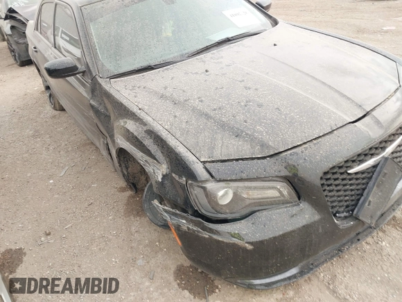 2019 Chrysler 300 Touring with VIN 2C3CCAAG8KH728996, listed as a IAAI auction lot 41802128 with 63,293 mi miles. Bid and sale history available at carsss.com. Image 6.