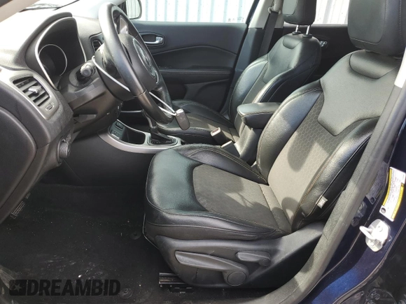 2018 Jeep Compass Latitude z VIN 3C4NJCBB1JT240505, wystawiony jako Copart lot #44365215 z przebiegiem 102 798 mil mil oraz Szkoda całkowita • Salvage title. Historia ofert i sprzedaży dostępna na DreamBid. Obrazek 7.