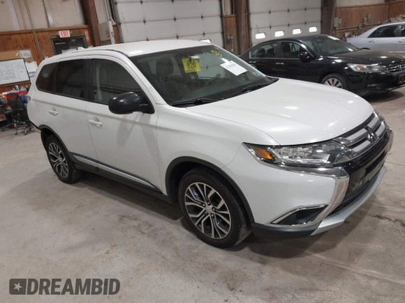2018 Mitsubishi Outlander ES z VIN JA4AZ2A34JZ008883, wystawiony jako IAAI lot #42288285 z przebiegiem 65 554 mil mil oraz . Historia ofert i sprzedaży dostępna na DreamBid. Obrazek 1.