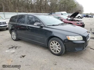2008 Volvo V50 2.4L with VIN YV1MW382X82380434, listed as a Copart auction lot 88919895 with 134,856 mi miles and Salvage Title. Bid and sale history available at carsss.com. Image 4.