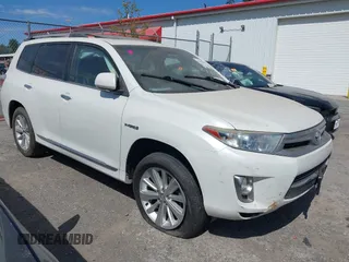 2013 Toyota Highlander Limited with VIN JTEDC3EH5D2013079, listed as a IAAI auction lot 42479309 with Not provided miles and . Bid and sale history available at DreamBid. Image 1.