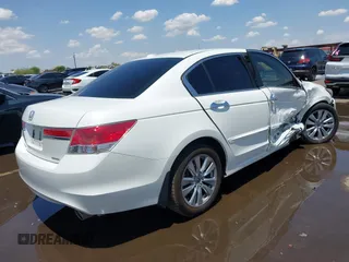2012 Honda Accord EX-L z VIN 1HGCP3F8XCA005827, wystawiony jako IAAI lot #42432282 z przebiegiem 76 500 mil mil oraz . Historia ofert i sprzedaży dostępna na DreamBid. Obrazek 4.