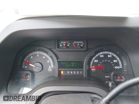 2014 Ford Econoline Cargo Commercial z VIN 1FTNE1EW2EDA90777, wystawiony jako IAAI lot #42347574 z przebiegiem 94 268 mil mil oraz . Historia ofert i sprzedaży dostępna na DreamBid. Obrazek 7.
