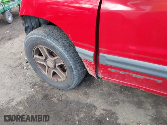 2004 Chevrolet Tracker with VIN 2CNBJ134846906738, listed as a IAAI auction lot 40833676 with 176,004 mi miles and . Bid and sale history available at DreamBid. Image 16.