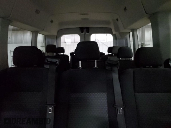 2022 Ford Transit Passenger XL z VIN 1FBAX2C82NKA78986, wystawiony jako Copart lot #42490795 z przebiegiem 63 246 mil mil oraz Czysty tytuł • Clean title. Historia ofert i sprzedaży dostępna na DreamBid. Obrazek 10.