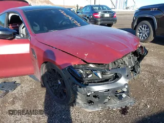 2025 BMW M4 Competition xDrive с VIN WBS33HK05SCT17492, выставлен на аукционе IAAI как лот 42132837 с пробегом 1 370 миль миль и . История ставок и продаж доступна на DreamBid. Изображение 17.