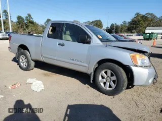 2008 Nissan Titan XE z VIN 1N6BA06A18N308019, wystawiony jako Copart lot #86018254 z przebiegiem Nie podano mil oraz Szkoda całkowita • Salvage title. Historia ofert i sprzedaży dostępna na DreamBid. Obrazek 4.