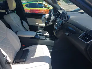 2019 Mercedes-Benz GLS 550 с VIN 4JGDF7DE4KB235003, выставлен на аукционе IAAI как лот 42286592 с пробегом 106 367 миль миль и . История ставок и продаж доступна на DreamBid. Изображение 5.